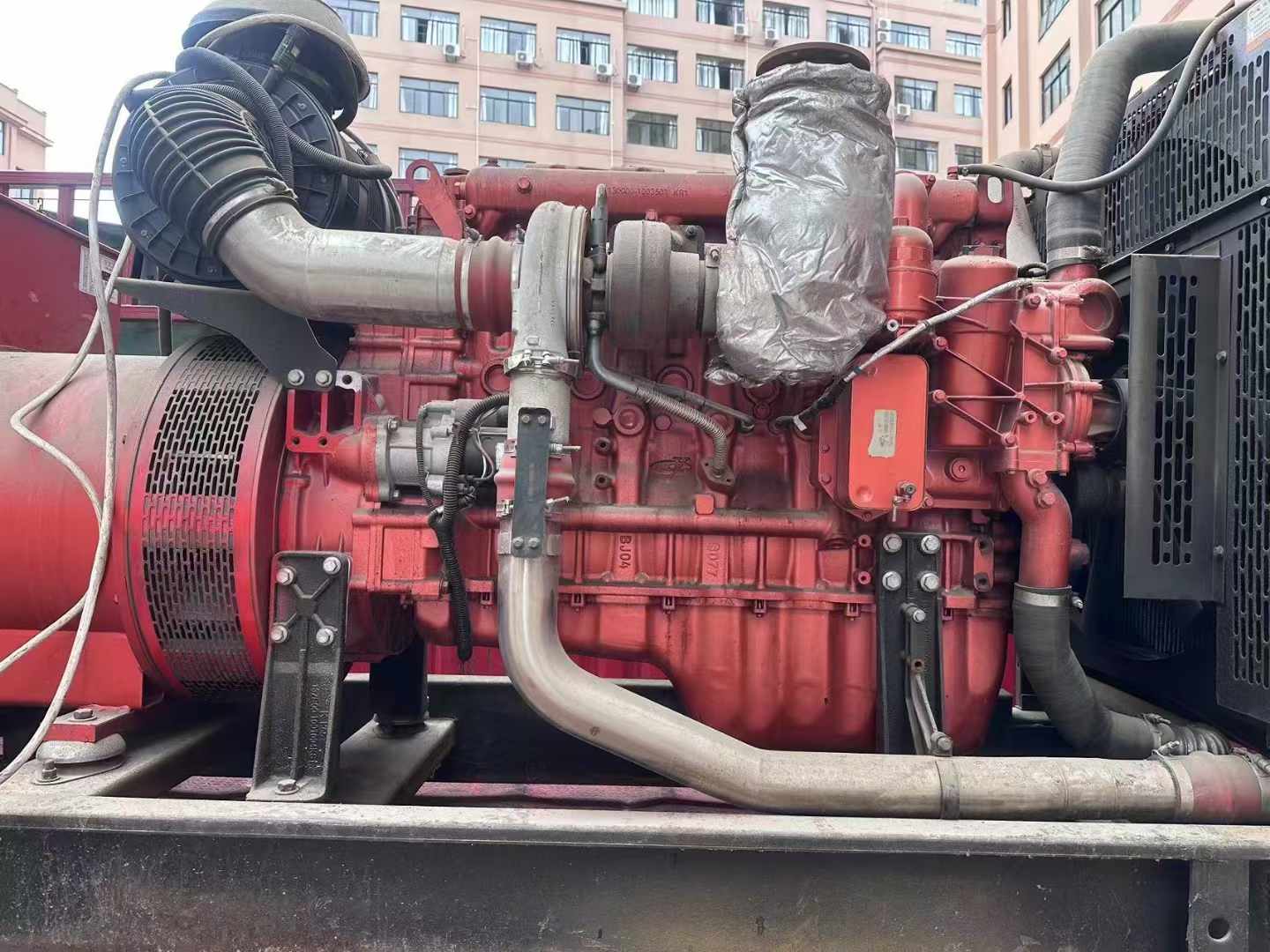 良庆如何选择适合 600kW 柴油发电机组的过载保护器？